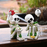 Maxbell 2 Pieces Miniature Skeleton Figurines Resin Crafts for Garden Indoor Outdoor