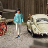 Maxbell Diorama 1/64 People Figurine Props Street People Figure for Desktop Ornament Style A