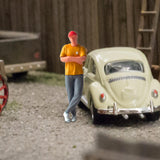 Maxbell Diorama 1/64 People Figurine Props Street People Figure for Desktop Ornament Style B