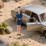 Maxbell Diorama 1/64 People Figurine Props Street People Figure for Desktop Ornament Style D