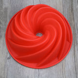 Maxbell Silicone Heritage  Cake Bake Pan Swirled Plate with Sunflower Cake Mold