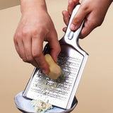 Maxbell Ginger Grater Nutmeg Grinder Manual Lemon Grater for Fruits Vegetable Ginger