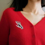 Maxbell Elegant Brooch Pin Hand Shape Alloy Fashionable Lapel Pin for Tie Coat Gowns Silver