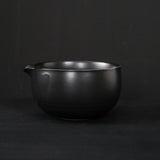 Maxbell Ceramic Matcha Bowl Decorative with Spout for Whisking Matcha Family Friends Black