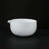 Maxbell Ceramic Matcha Bowl Decorative with Spout for Whisking Matcha Family Friends White