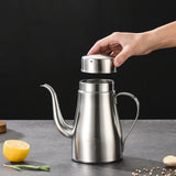 Maxbell Oil Pot Comfortable Handle Multiuse Container for Camping Restaurant Kitchen 700ml
