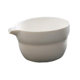 Maxbell Traditional Matcha Bowl with Pouring Spout for Tea Room Restaurant Beginners White