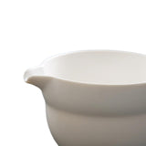 Maxbell Traditional Matcha Bowl with Pouring Spout for Tea Room Restaurant Beginners White