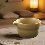 Maxbell Traditional Matcha Bowl with Pouring Spout for Tea Room Restaurant Beginners Beige