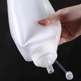 Maxbell Condiment Squeeze Bottle Ketchup Honey Bottles for Kitchen Restaurants Salad 600ml