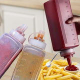 Maxbell Condiment Squeeze Bottle Ketchup Honey Bottles for Kitchen Restaurants Salad 600ml