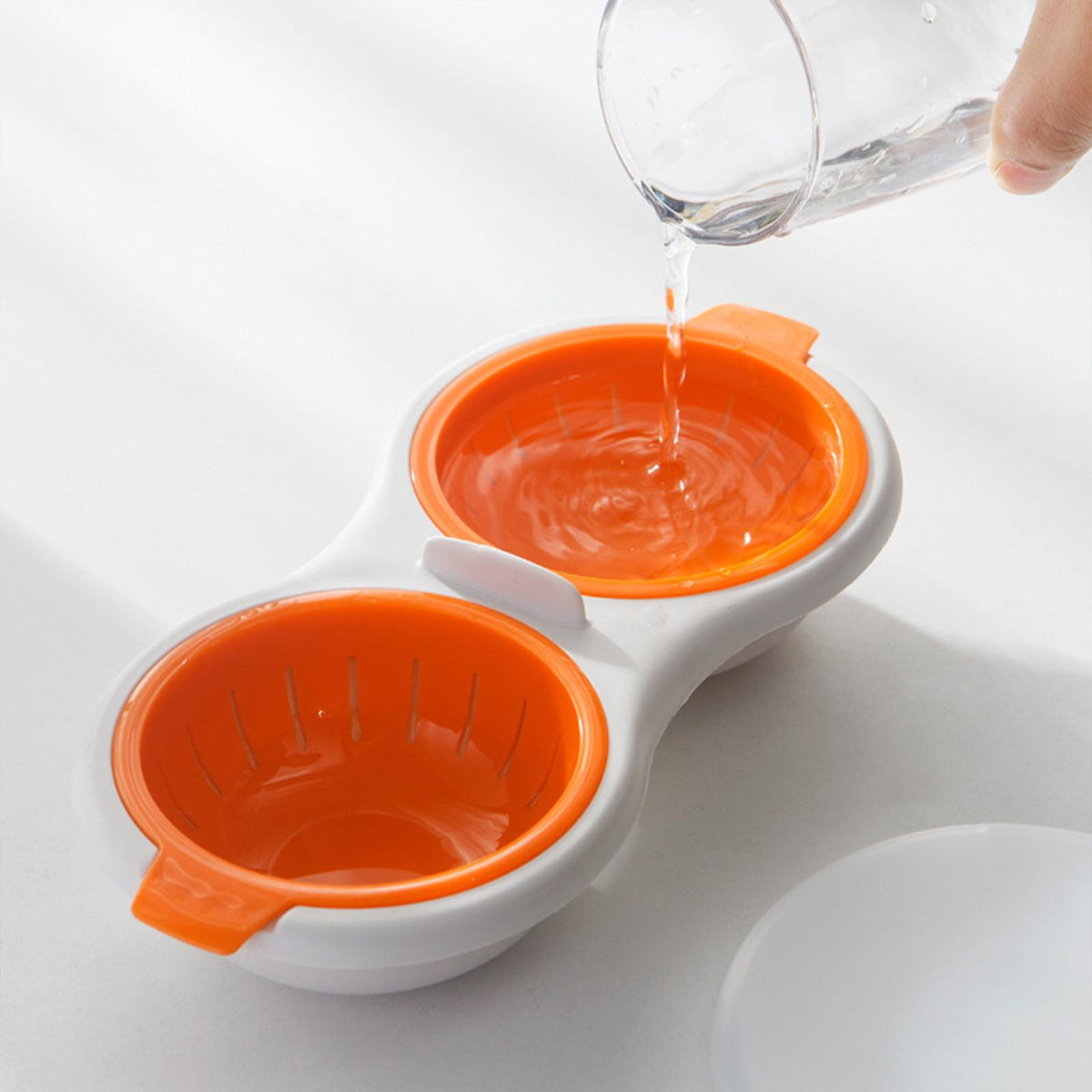 Microwave Egg Cooker Portable Egg Boiler Household Unique Kitchen Small Tool Orange