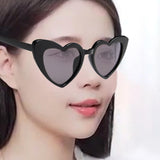 Maxbell Fashion Women Sunglasses Heart-Shape Eyewear Cat Eye Hippy Boho Lady black
