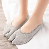 Maxbell 3xWomen 2 Toe Flip Flop Socks Women No Show Toe Socks for Loafer Shoes Sneaker Light Gray