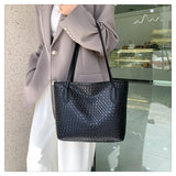 Maxbell Women Shoulder Bag Female Large Capacity Tote Bag for Travel Business Summer Black