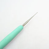 Maxbell 2 Pieces Plastic Grip Handle Metal Crochet Hook for Hand Sewing