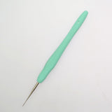 Maxbell 2 Pieces Plastic Grip Handle Metal Crochet Hook for Hand Sewing