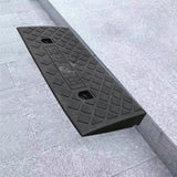 Maxbell Curb Ramp AntiSlip Easy to Use Roadside Slope Pad for Trailers Driveway Cars Black 50cmx22cmx5cm