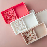 Maxbell Cornstarch Tapper Box Cornstarch Powder Container for Earring Making