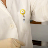 Maxbell ID Clip Reel Retractable Holder Flowers Badge for Volunteers Students Nurses Style C
