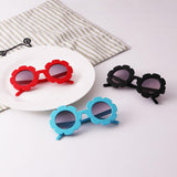 Cute Sun Flower Kids Baby Boy Girl Soft Plastic UV400 Sunglasses Red + Black