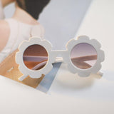Maxbell 2Pcs Toddler Sun Flower Kids Baby Boy Girl Soft Plastic UV400 Sunglasses