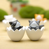 4Pcs/Set Cute Mini Cat Inside Egg Miniature Figurine Craft Ornament White