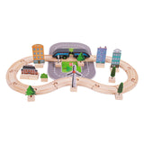 Maxbell Wooden Wooden Train and Track Sets Interactive Kid Toy for Boys 4~7 Children