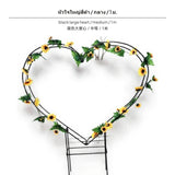 Maxbell 1M Heart Shape Garden Trellis, Metal vegetation support Stand and Climbing Support, Iron Flower Rack for Climbing Roses, Petunias & Plumbago, Indoor/Outdoor Decorative Support Black Large Heart 1m Medium