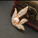 Maxbell Elegant Leaf Brooch Jewellery Gold Crystal Rhinestone Faux Pearl Brooch Pin for Women