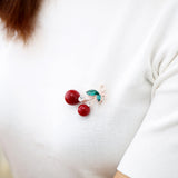 Maxbell Sweet Red Cherry Brooch Faux Pearl Lapel Pin Hat Pin Clips Luxury Ornaments