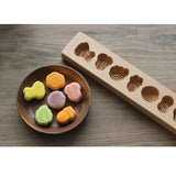 Maxbell Wooden Moon Cake Steamed Pumpkin Pie Pasta Cake Wooden Baking Mold 8 Holes