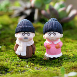 Maxbell 2 Pair Winter Old Couple Miniature Fairy Garden Bonsai Micro Landscape Decor