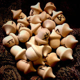 Maxbell Novelty Wooden Acorns DIY Unfinished Wood Craft Wedding Party Pack of 20pcs