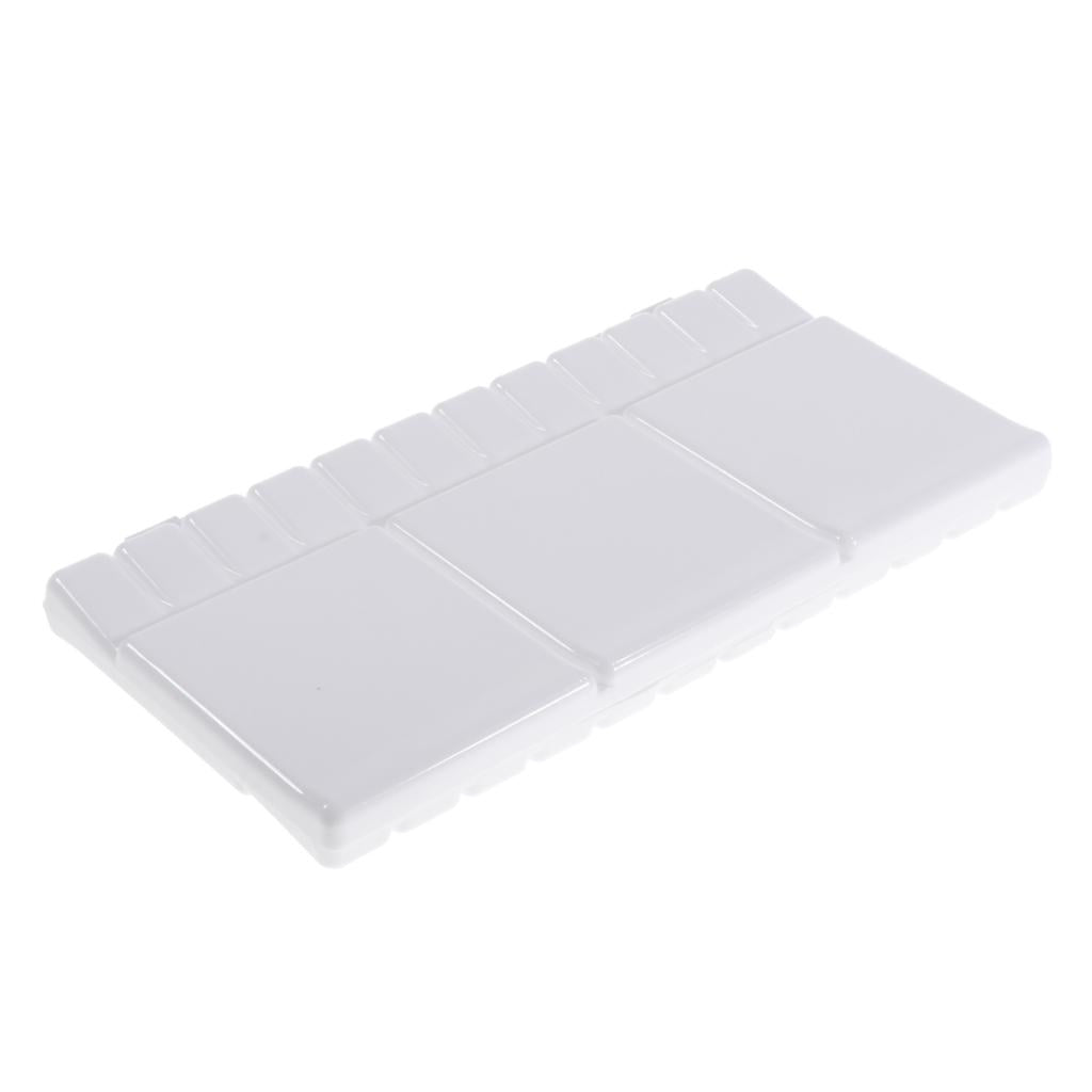Maxbell Plastic Folding Watercolor Palette Box 5 Large Mixing Areas 20 Paint Holder Wells with Thumb Hole for Watercolor, Gouache, Acrylic and Oil Paint