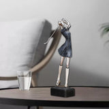 Maxbell Golfer Figurine Tabletop Bookcase Cabinet Resin Statue Artwork Gift Women