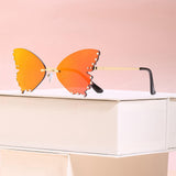 Maxbell Vintage Style Butterfly Shape Sunglasses Women UV Protection Outdoor Red