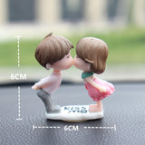 Maxbell Little Cartoon Couples Figurines Resin Decorative with Balloon Table Top Kiss