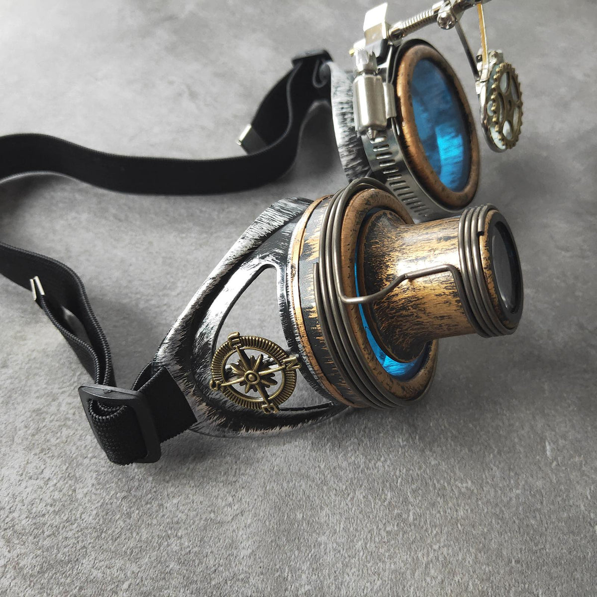 Maxbell Fashion Steampunk Goggles Eyewear Men Props Punk Colored Glasses