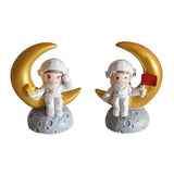 Max Couple Resin Astronaut Ornament for Party Cake Decor