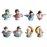 Max Couple Resin Astronaut Ornament for Party Cake Decor