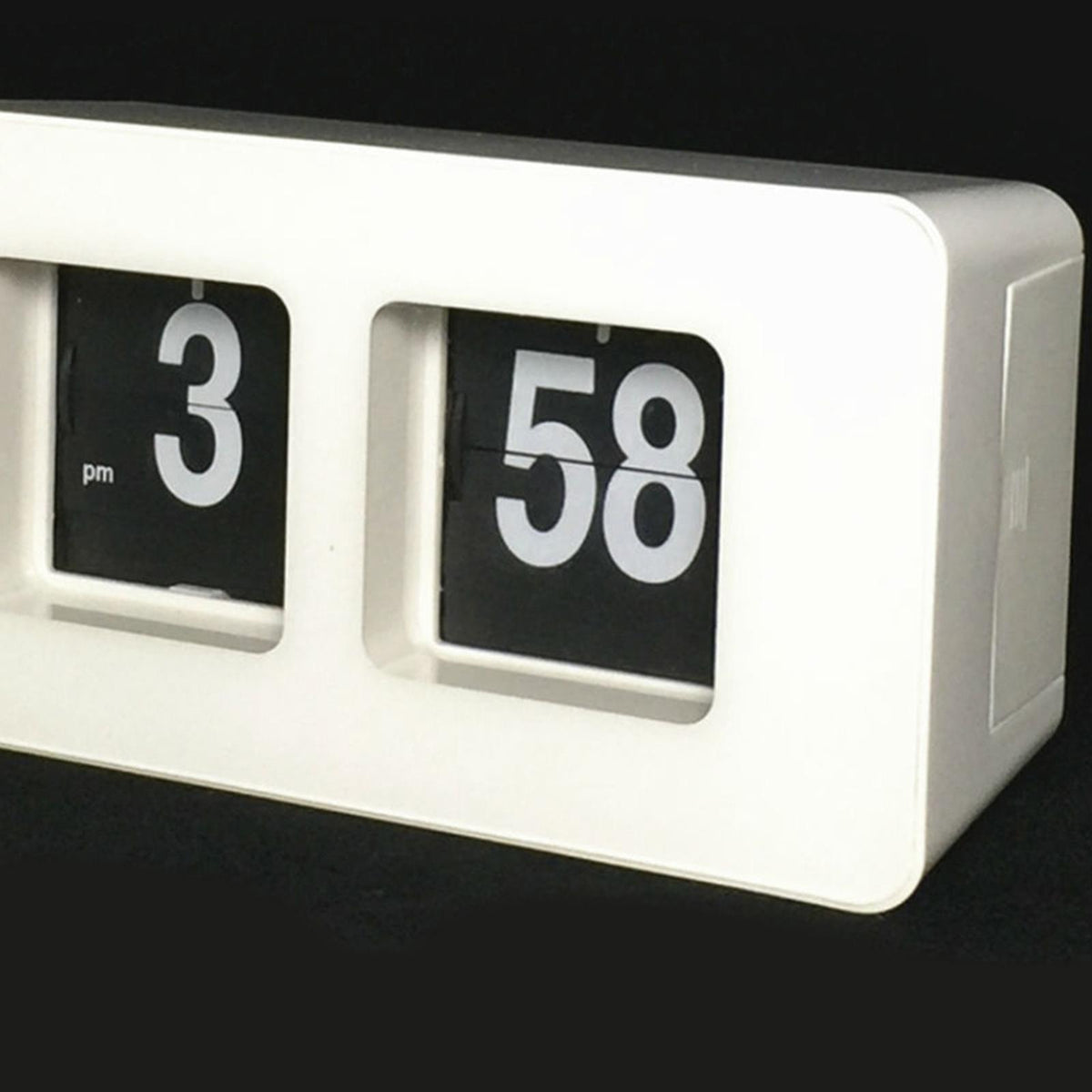 Flip Down Clock Desk Auto Digital Wall Clocks Non Ticking Silent Sweep Black