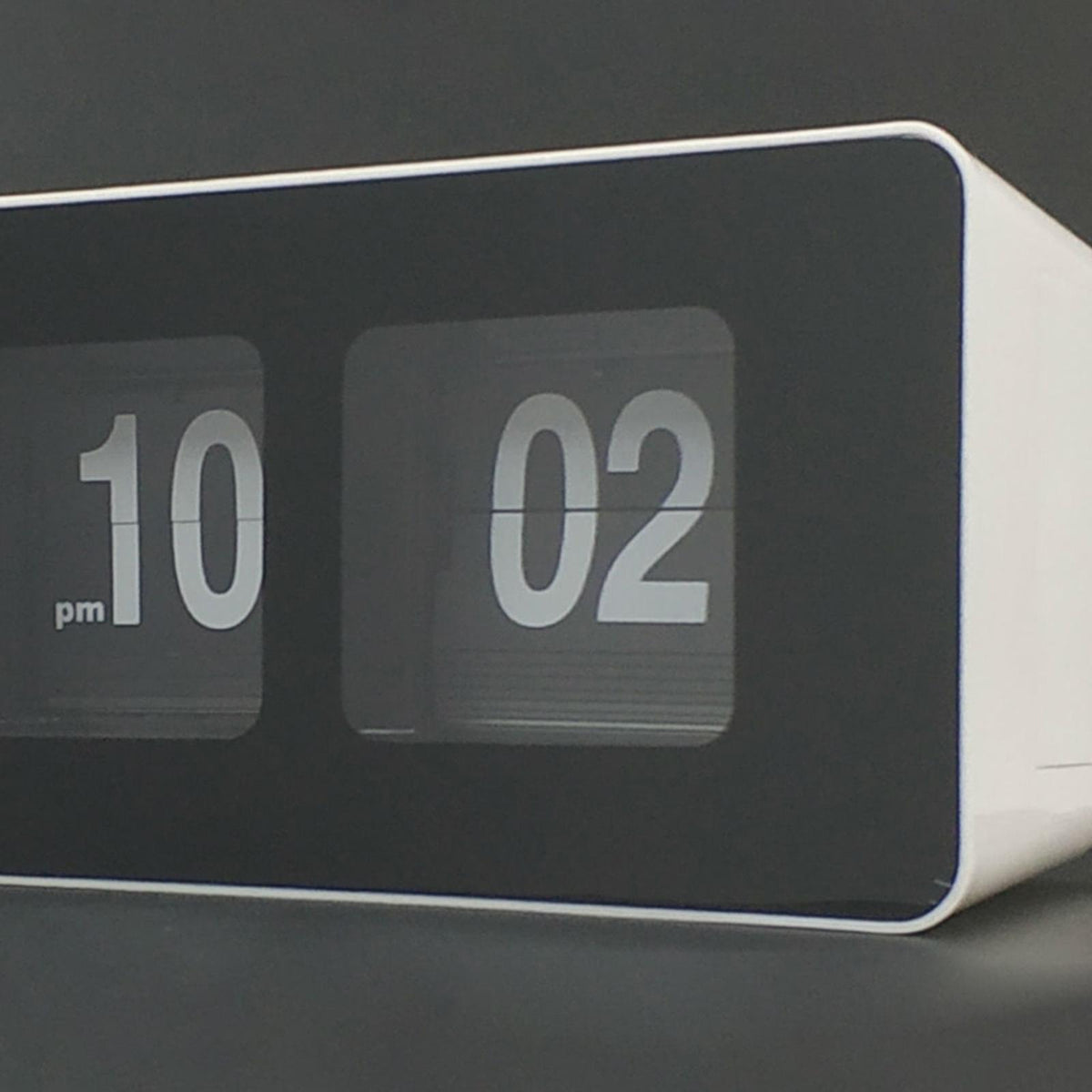 Flip Down Clock Desk Auto Digital Wall Clocks Non Ticking Silent Sweep White
