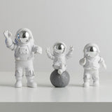 3pcs Astronaut Figurine Home Decor astronaut Statue Sculpture Decor Silver