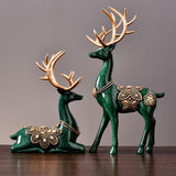 Maxbell 2Pcs Lover Deer Figurines Decors Reindeer Sculptures Xmas Elk Statues Green