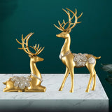 Maxbell 2Pcs Lover Deer Figurines Decors Reindeer Sculptures Xmas Elk Statues Gold