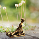 Maxbell Brass People Figurine Crafts Posture Figure Funny for Bedroom Decoration StyleB