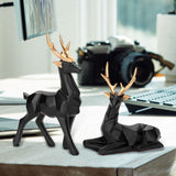 Maxbell Reindeer Resin Sculpture Craft Couple Deer Statue for Home Anniversary Black