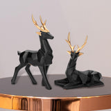 Maxbell Reindeer Resin Sculpture Craft Couple Deer Statue for Home Anniversary Black