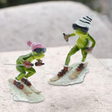 Maxbell Couple Frog Statue Tabletop Ornament Resin Skiing Frog Figurines Home Decor